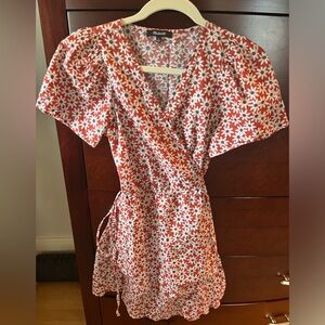 Madewell wrap dress, size S. Great condition, only worn once or twice.